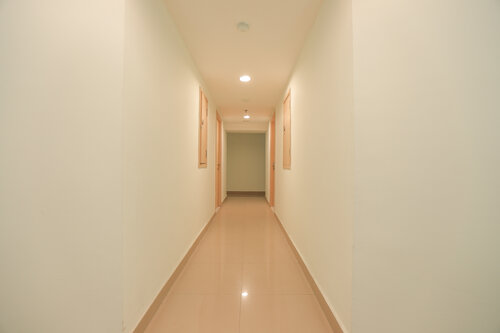 Super OYO Flagship 210 Amethyst Kemayoran