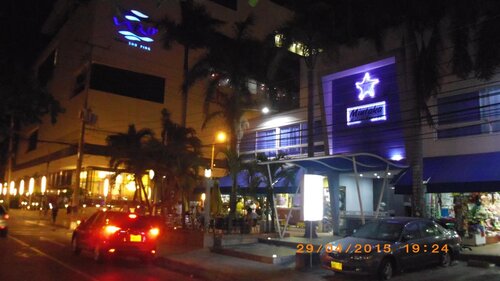 Mintaka Hotel + Lounge