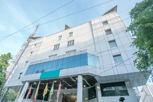 Capital O 36472 Hotel Raj Vista Suites