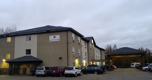 Paradise Inn & Suites Redwater