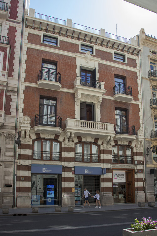 Casual Socarrat Valencia Only adults