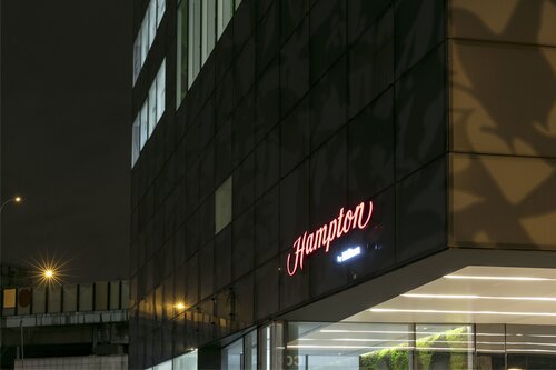 Hampton by Hilton Paris Clichy