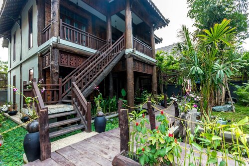 Java Wooden Villa & Residence