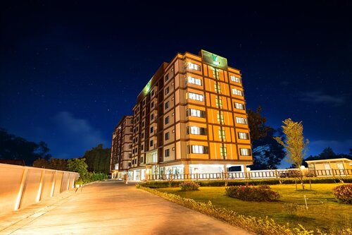 V-twin Donjan Service Apartment