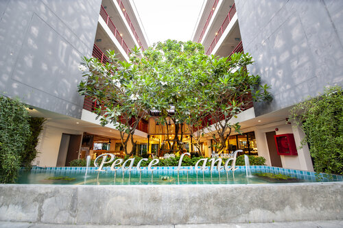 Peace Land Khaosan