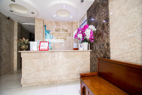 RedDoorz Plus @ Pham Ngu Lao 2