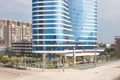 Ramada Plaza by Wyndham Fuxian Lake