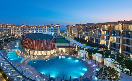 Shinhwa Resort, Jeju Shinhwa World