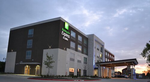 Holiday Inn Express Suites Mckinney Frisco East