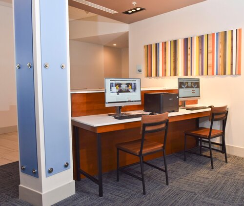 Holiday Inn Expr & Sts Orlando - Southeast by IHG