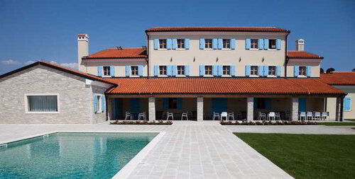 Hotel & Restaurant Velanera