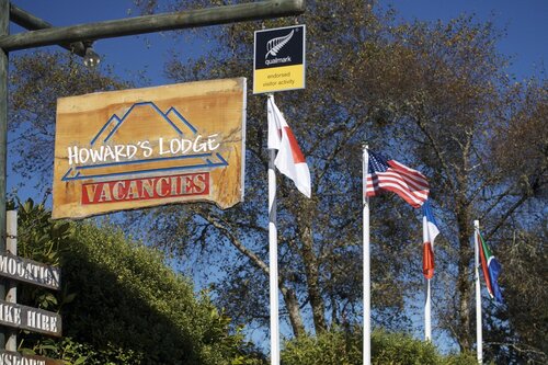 Howards Mountain Lodge