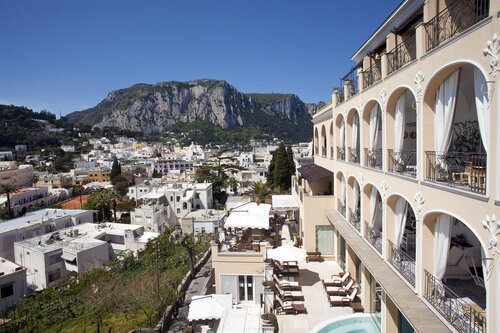 Capri Tiberio Palace