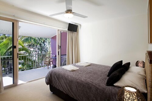 Beach Breakers Resort