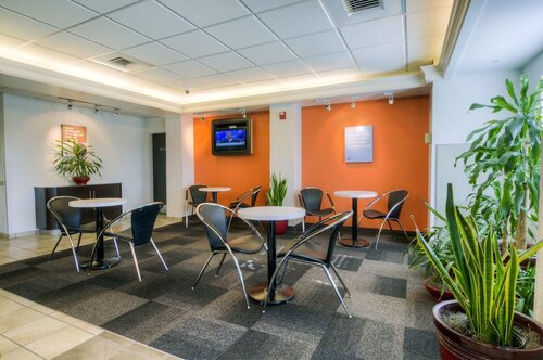 Motel 6 Orlando International Drive