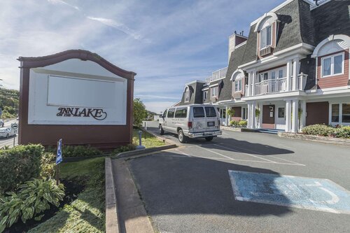 Inn on the Lake, Ascend Collection