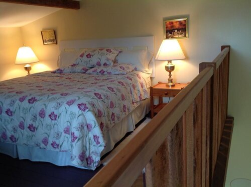 Bayview Pines Country Inn