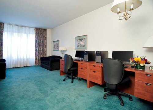 Murray Hill East Suites