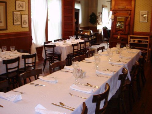 Woodbine Hotel and Restaurant