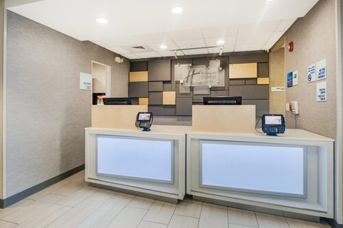 Holiday Inn Express & Suites Orlando - Apopka