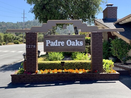 Padre Oaks Hotel