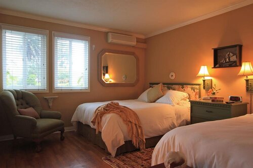 The Tides Laguna Beach