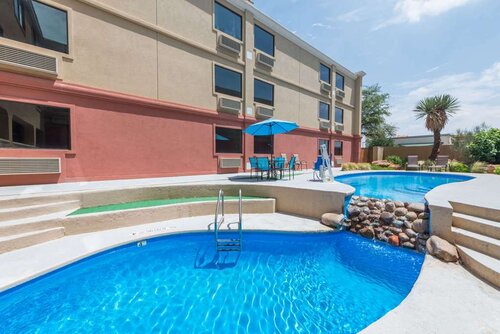 SureStay Plus by Best Western Lubbock Medical Cent