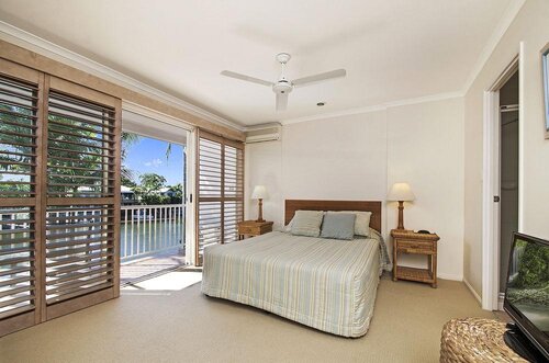 Portside Noosa Waters Hotel