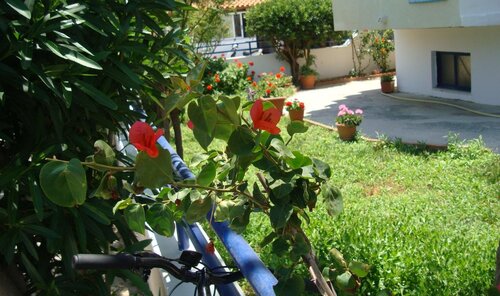 Philippos Studios & Apartments