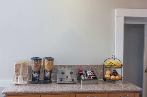 Knights Inn Los Angeles