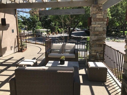 Wine & Roses Hotel Restaurant Spa Lodi