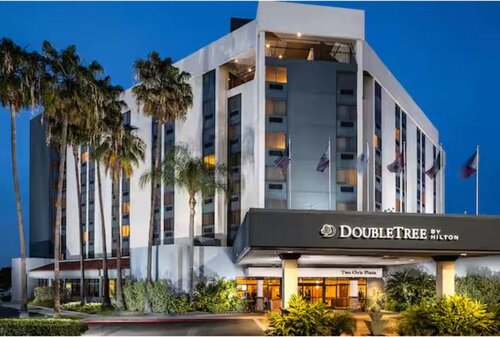 DoubleTree by Hilton Chatsworth