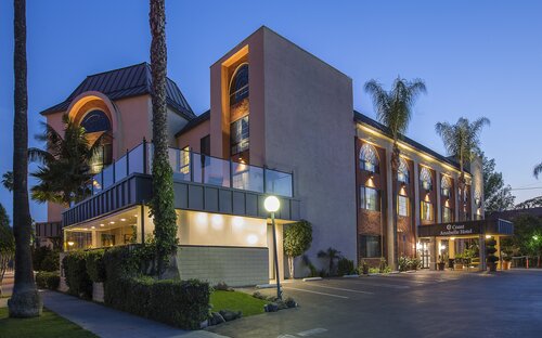 Coast Burbank Hotel