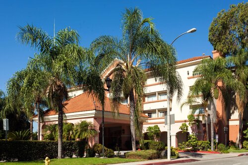 Ramada By Wyndham South El Monte