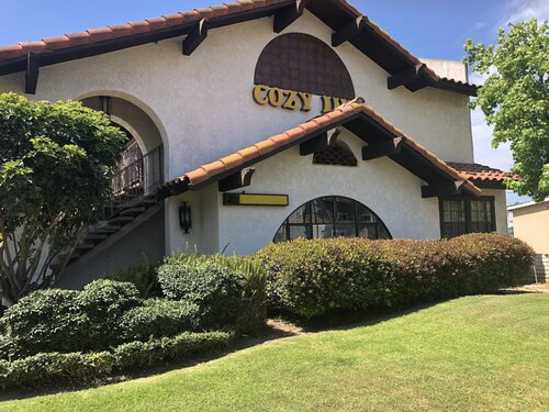 Cozy Inn
