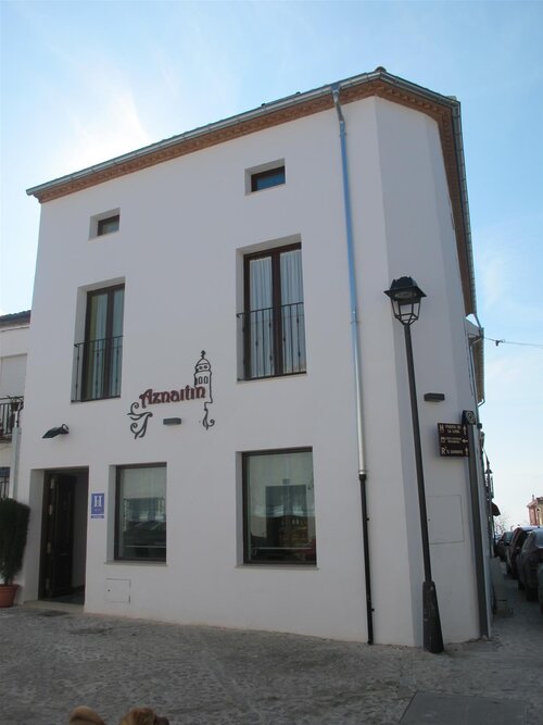 Aznaitin Hostal