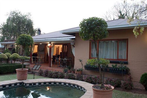 Hampton House - Guest House