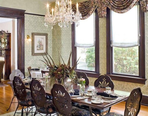 Hoyt House Bed & Breakfast Inn