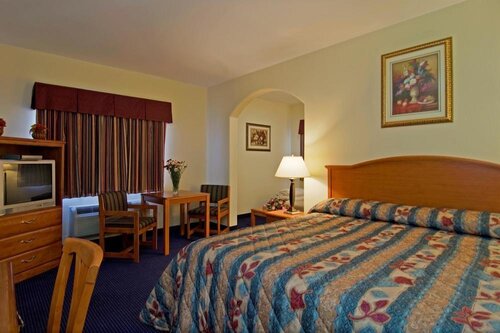 Americas Best Value Inn & Suites-Bush Int'L Airpor