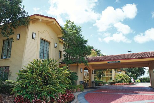 Baymont By Wyndham Houston La Porte