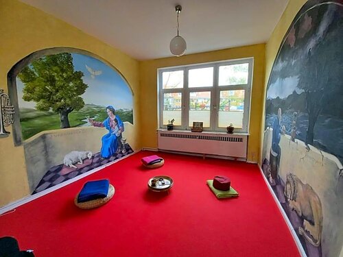 Instant Sleep Backpacker Hostel