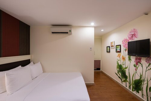 Asian Ruby Center Point Hotel