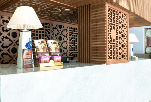 The White Hotel 8A Thai Van Lung