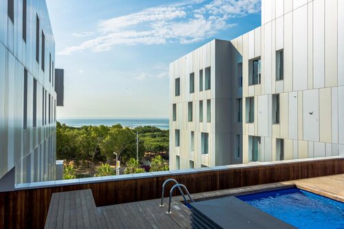 Urban District Apartments Rambla Suite & Pool