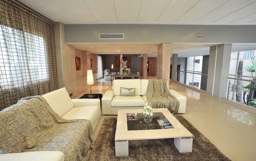 Casablanca Suites & Spa
