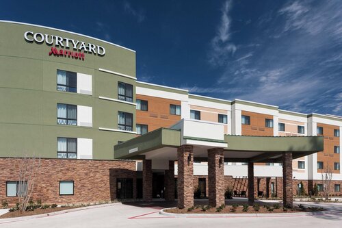 Courtyard By Marriott Houston North/Shenandoah