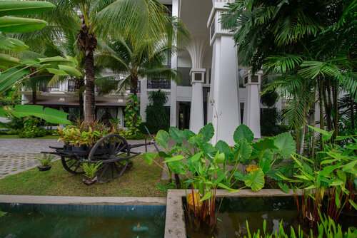 The Privilege Floor by Lotus Blanc