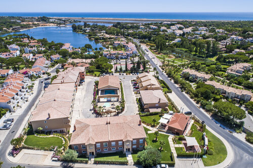 Lakeside Country Club