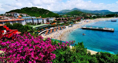 Seven Seas Palmeras Bay