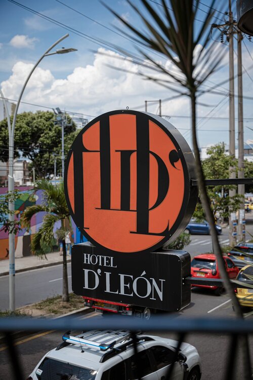 Hotel D' Leon